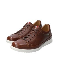 dunkelrote niedrige Sneakers von Mephisto