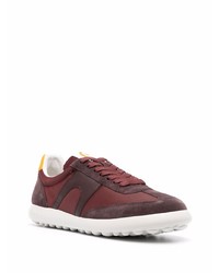 dunkelrote niedrige Sneakers von Camper