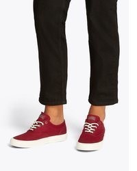 dunkelrote niedrige Sneakers von Tommy Hilfiger