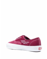 dunkelrote Segeltuch niedrige Sneakers von Vans