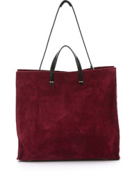 dunkelrote Shopper Tasche aus Wildleder von Clare Vivier