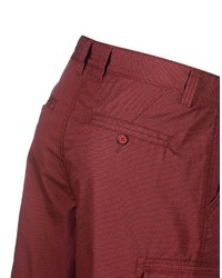 dunkelrote Shorts von Bernd Berger