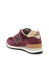 dunkelrote Sportschuhe von New Balance