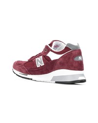 dunkelrote Sportschuhe von New Balance