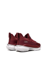 dunkelrote Sportschuhe von Under Armour