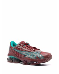 dunkelrote Sportschuhe von Asics