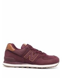 dunkelrote Sportschuhe von New Balance