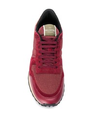 dunkelrote Sportschuhe von Valentino Garavani