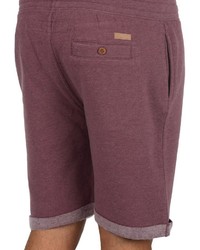 dunkelrote Sportshorts von INDICODE