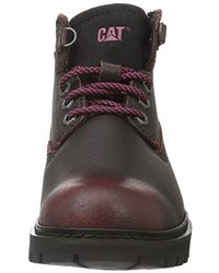 dunkelrote Stiefel von Caterpillar