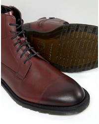 dunkelrote Stiefel von Dr. Martens