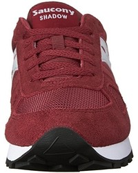 dunkelrote Turnschuhe von Saucony