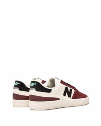 dunkelrote Wildleder niedrige Sneakers von New Balance