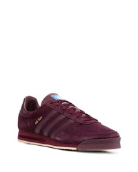 dunkelrote Wildleder niedrige Sneakers von adidas