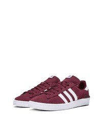 dunkelrote Wildleder niedrige Sneakers von adidas