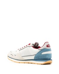 dunkelrote Wildleder niedrige Sneakers von Emporio Armani