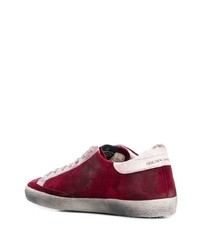 dunkelrote Wildleder niedrige Sneakers von Golden Goose