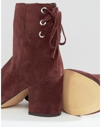 dunkelrote Wildleder Stiefeletten von Asos