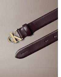 dunkelroter Ledergürtel von Calvin Klein