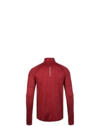 dunkelroter Pullover mit einem Reißverschluss am Kragen von Nike