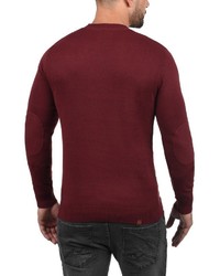 dunkelroter Pullover mit einem Rundhalsausschnitt von BLEND