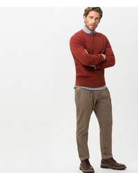 dunkelroter Pullover mit einem Rundhalsausschnitt von Brax