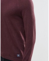 dunkelroter Pullover mit einem Rundhalsausschnitt von Pull&Bear