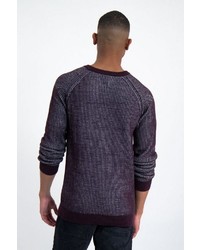 dunkelroter Pullover mit einem Rundhalsausschnitt von GARCIA