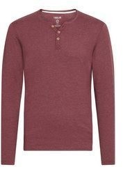 dunkelroter Pullover mit einem Rundhalsausschnitt von Solid