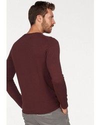 dunkelroter Pullover mit einem Rundhalsausschnitt von Tom Tailor Denim