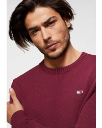 dunkelroter Pullover mit einem Rundhalsausschnitt von Tommy Jeans