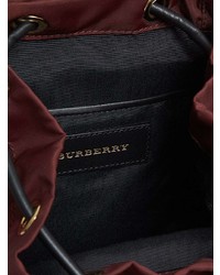 dunkelroter Rucksack von Burberry