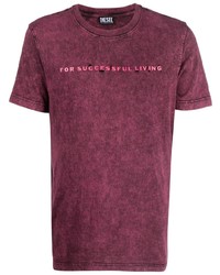 dunkelrotes bedrucktes T-Shirt mit einem Rundhalsausschnitt von Diesel