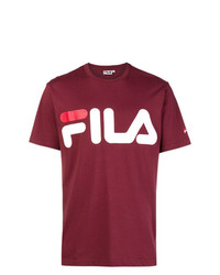 dunkelrotes bedrucktes T-Shirt mit einem Rundhalsausschnitt von Fila