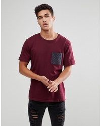 dunkelrotes bedrucktes T-Shirt mit einem Rundhalsausschnitt von troy