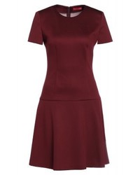 dunkelrotes Freizeitkleid von Hugo Boss