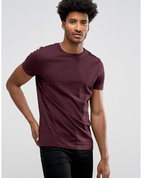 dunkelrotes T-Shirt mit einem Rundhalsausschnitt von Asos