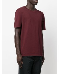 dunkelrotes T-Shirt mit einem Rundhalsausschnitt von Maison Margiela