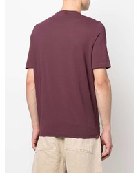 dunkelrotes T-Shirt mit einem Rundhalsausschnitt von Kired