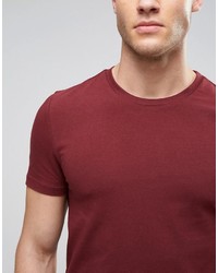 dunkelrotes T-Shirt mit einem Rundhalsausschnitt von Asos