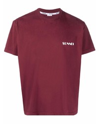 dunkelrotes T-Shirt mit einem Rundhalsausschnitt von Sunnei