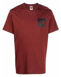 dunkelrotes T-Shirt mit einem Rundhalsausschnitt von The North Face
