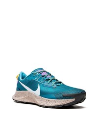 dunkeltürkise Sportschuhe von Nike