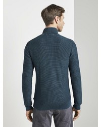 dunkeltürkiser Pullover mit einem Reißverschluß von Tom Tailor