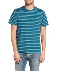dunkeltürkises horizontal gestreiftes T-Shirt mit einem Rundhalsausschnitt