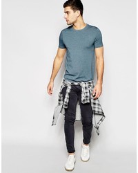 dunkeltürkises T-Shirt mit einem Rundhalsausschnitt von Asos