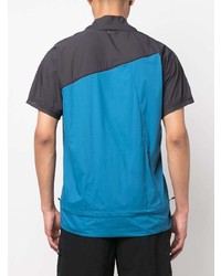 dunkeltürkises T-shirt mit einer Knopfleiste von Klättermusen