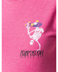 fuchsia bedrucktes T-Shirt mit einem Rundhalsausschnitt