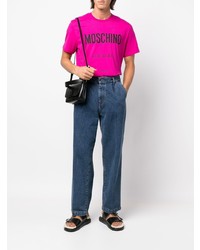 fuchsia bedrucktes T-Shirt mit einem Rundhalsausschnitt von Moschino