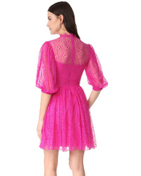 fuchsia besticktes Spitzekleid von Temperley London